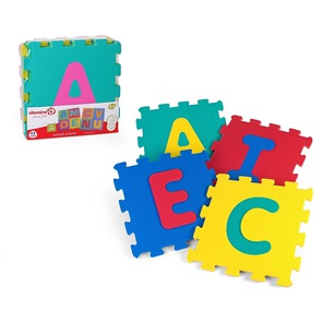 tappeto puzzle lettere